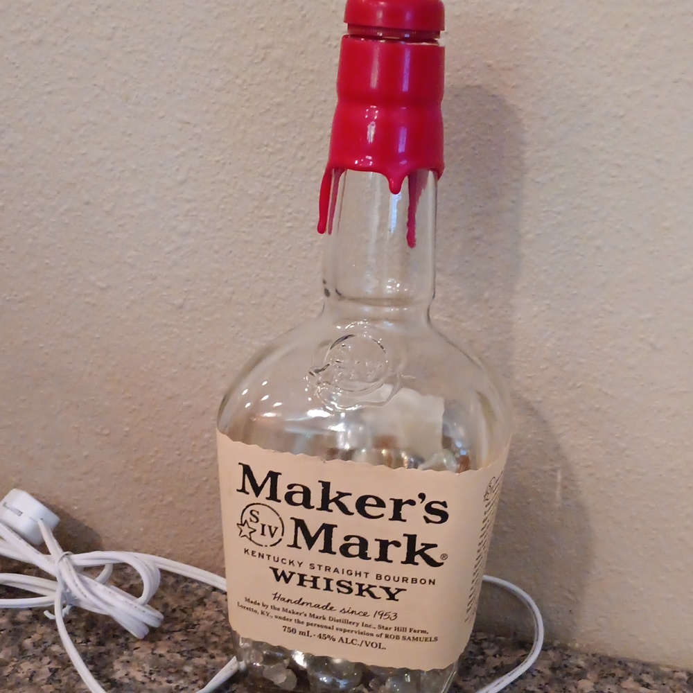 Maker's Mark Lighted Lamp Bottle